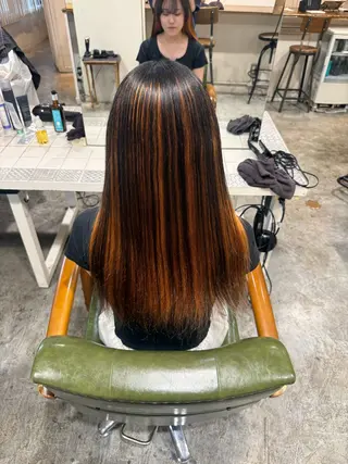 ロング カラー 佐々木 里紗のヘアスタイル