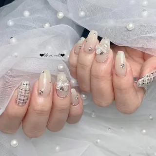 ネイル サイナネイル🎀 長さ出し専門店のネイルデザイン