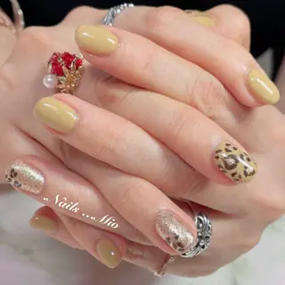 ネイル .Nails Mio 赤羽西ネイルサロンのネイルデザイン