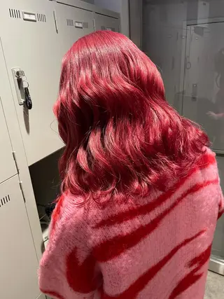 ミディアム カラー 抜け感レイヤー︴ ニュアンスカラーのヘアスタイル