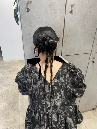 ヘアアレンジ レイヤー🌟艶カラー 🕊まやのヘアスタイル