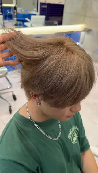 ショート カラー メンズ メンズブリーチ カラーhirokoのヘアスタイル