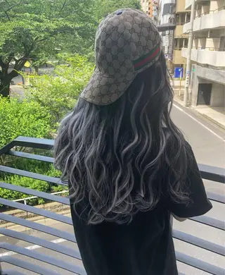 ロング Loob.TOKYO MIYA🌈のヘアスタイル