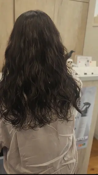 ロング パーマ 垢抜けパーマヘア🍯 ジルのヘアスタイル