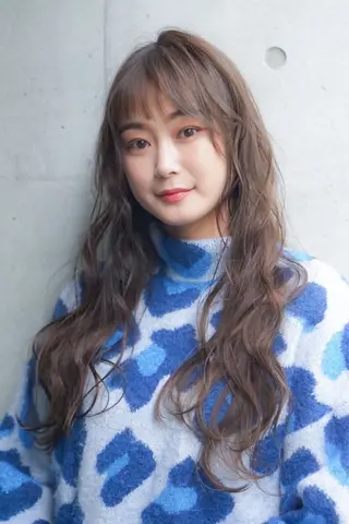 ロング パーマ Le Lien OURAのヘアスタイル