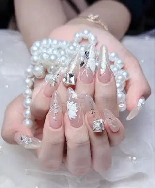 ネイル M🌷nail 長さだし専門店のネイルデザイン