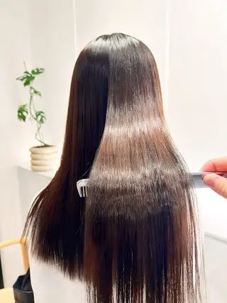 ロング パーマ 縮毛矯正/ レイヤー/ミディアムのヘアスタイル