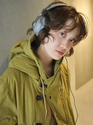 ショート マツイ モモノのヘアスタイル