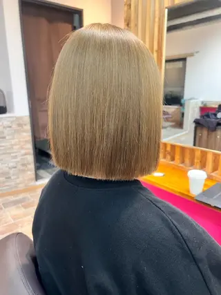 ショート カラー ヘアカラー&縮毛矯正 STAR☆RIVERのヘアスタイル
