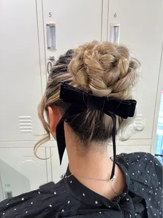 ロング ヘアアレンジ いなだ さくらのヘアスタイル