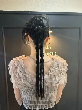 ロング ヘアアレンジ moe🎀 透明感♡似合わせのヘアスタイル