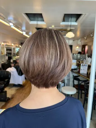 ショート オーガニック矢崎 身江子のヘアスタイル
