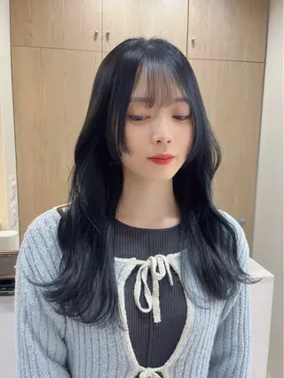 ロング カラー 中村 佳歩のヘアスタイル