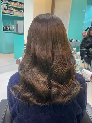 セミロング カラー mana/ブリーチ/ メンズ/ヘアセットのヘアスタイル