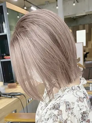 ミディアム ハイトーンイヤ リングカラー清水隆央のヘアスタイル
