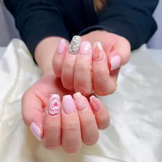 ネイル マツエク・マツパ アイブロウ Nail&eye Belire 新宿のネイルデザイン
