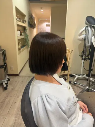 ショート カラー 艶髪/縮毛矯正/ レイヤー/栄/あやかのヘアスタイル
