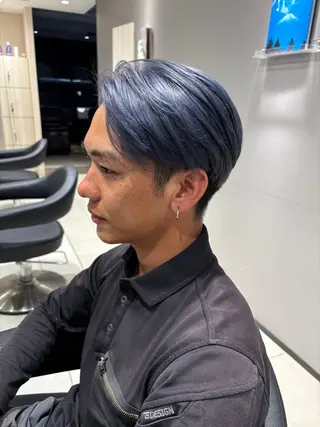 ショート カラー メンズ 🫧うる艶ハイトーン 🫧💘サヤ💘のヘアスタイル