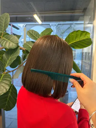 ショート カラー カットモデル unaのヘアスタイル