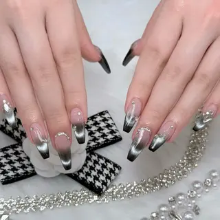 ネイル Blingg NailStudioのネイルデザイン