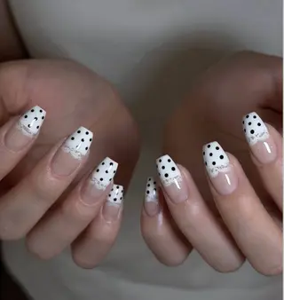 セミロング Hi beauty 渋谷のネイルデザイン