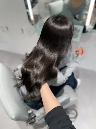 セミロング 透明感巻ける縮毛矯正 可愛いStyle杏琉のヘアスタイル