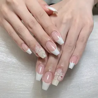 ネイル 富田 カネコのネイルデザイン