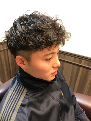 ショート パーマ メンズ カット無料 長利愛花のヘアスタイル