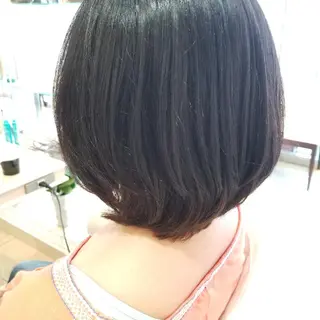ミディアム カラー 山内 佐江子のヘアスタイル