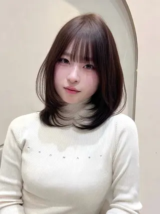 ミディアム 梅田/透明感カラー ／レイヤー🤍カンのヘアスタイル