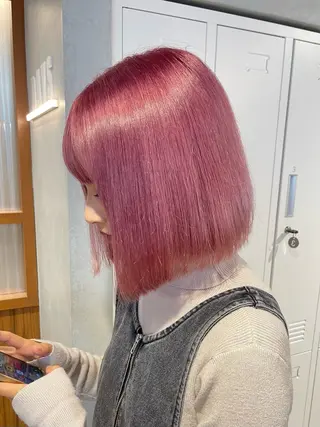 ショート カラー himeka🪽 アレンジ/ブリーチのヘアスタイル