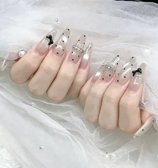 セミロング COCO レイナのネイルデザイン