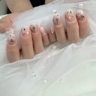ネイル 東 千夏のネイルデザイン
