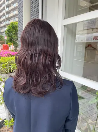 ロング カラー ヘアアレンジ 鴫原 亜弥のヘアスタイル