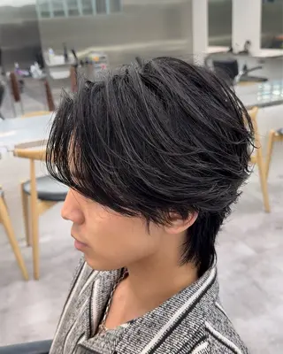 パーマ メンズ マッシュパーマ fifth岡村優作のヘアスタイル