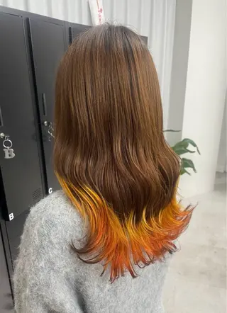 ロング ハイトーンカラー🦕 よしかどこーし🦕のヘアスタイル