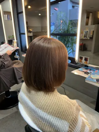 ミディアム カラー 艶カラー/ベージュ/ ショート/安岡哲兵のヘアスタイル