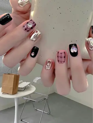 ネイル LISA ANA.CHUOのネイルデザイン