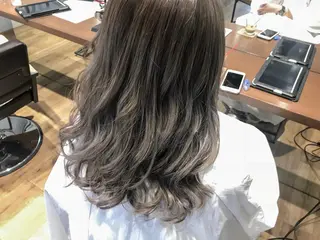 セミロング カラー mayo 🐄🌈のヘアスタイル