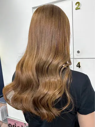 カラー cashel tokyoのヘアスタイル