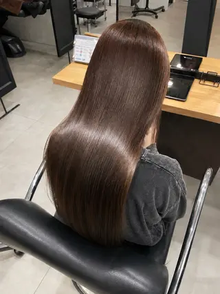 ロング カラー 佐藤 由依/水光カラーのヘアスタイル