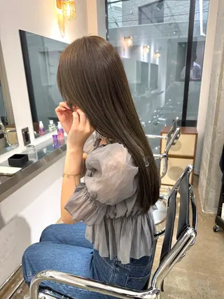 ロング カラー 透明感ベージュ特化 YUTO/店長のヘアスタイル