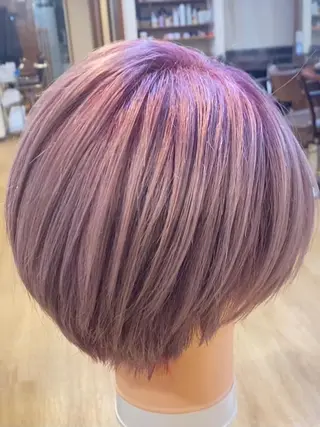 ショート カラー 女性目線でつくる ボブ縮毛矯正のヘアスタイル