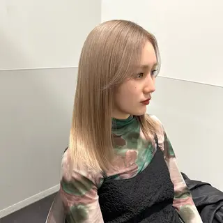 セミロング カラー 💫艶ハイトーン×髪 質改善💫リュウトのヘアスタイル