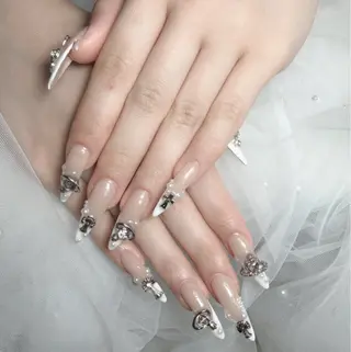 ネイル Lenie Kabukichoのネイルデザイン