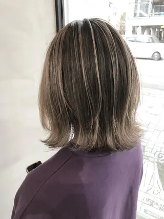 ショート カラー LOOP hairのヘアスタイル
