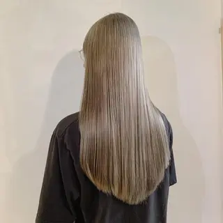 ロング カラー sumina すみなのヘアスタイル