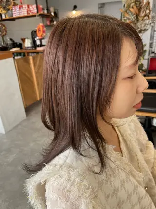 ミディアム 森 莉子のヘアスタイル