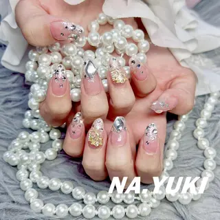 ネイル 🌷 Mooning 🌷のネイルデザイン