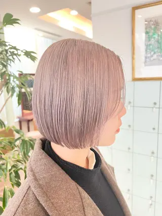 ショート カラー 🫧艶ダブルカラー ブリーチ🫧トモヤのヘアスタイル